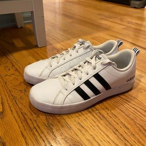 Vintage Classic Women’s Adidas Shoes